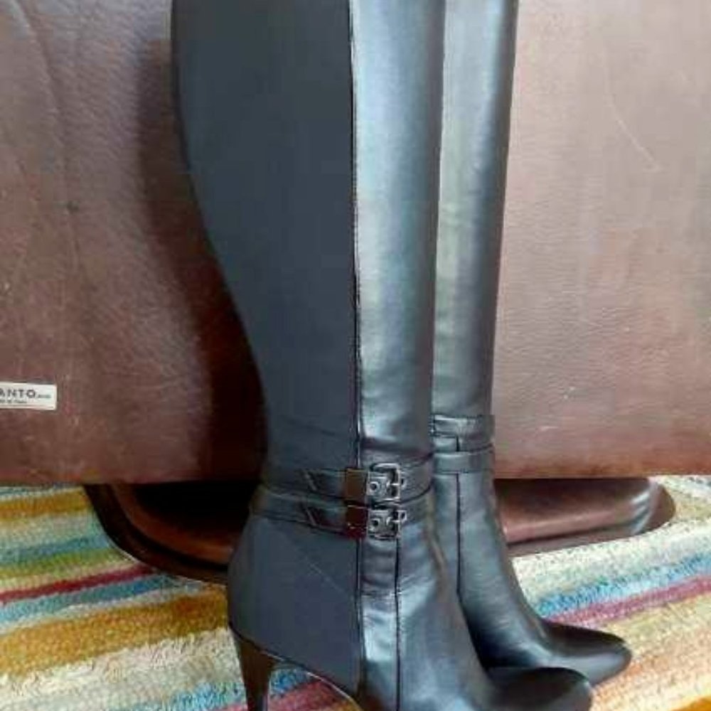 Size 8 White House Black Market Boots